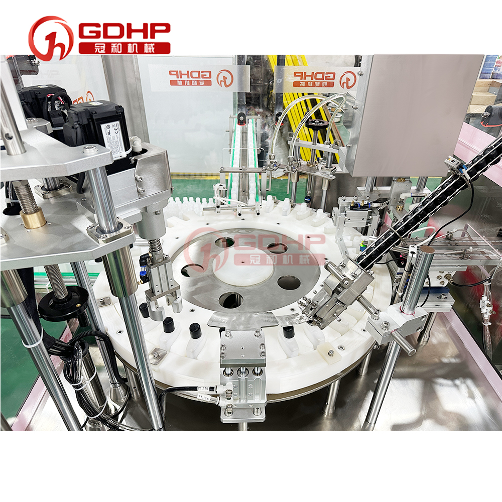250202单甘油灌装压塞旋盖一体机-7