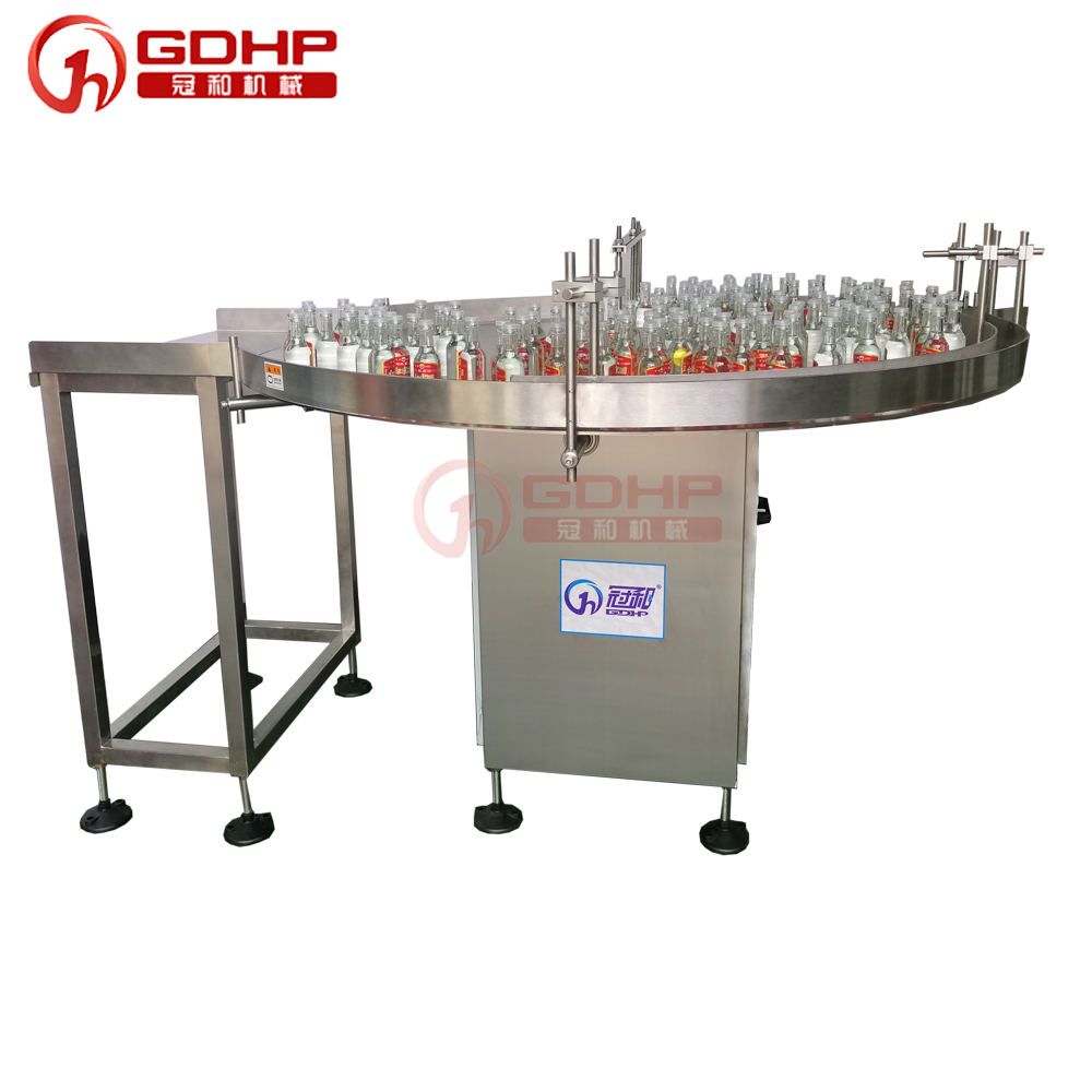 Disc bottle unscrambler machine